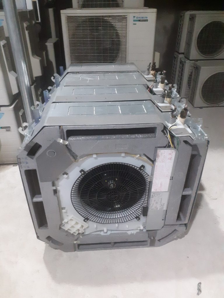 ĐIỀU HOÀ ÂM TRẦN DAIKIN
